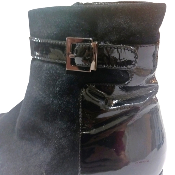 Aquatalia Black Suede and Patent Leather Boots Ankle Booties Size 7.5 - Picture 4 of 13